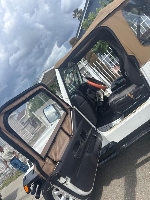 car_image_202x236