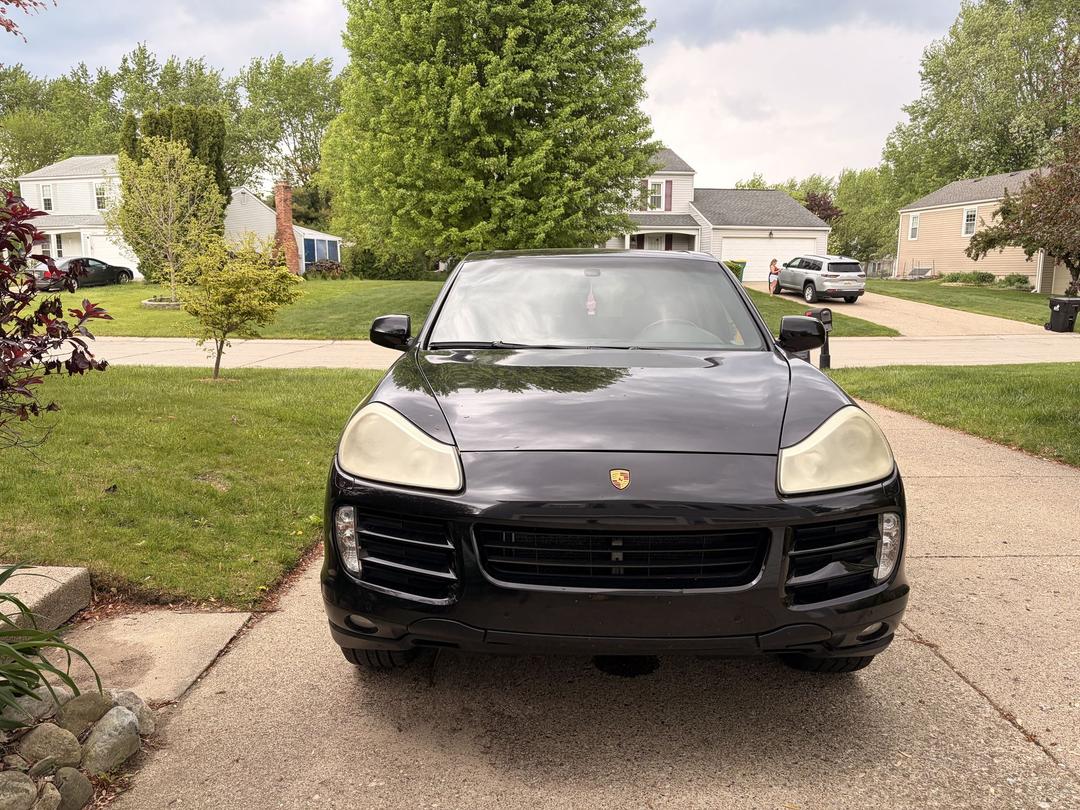 Porsche_Cayenne