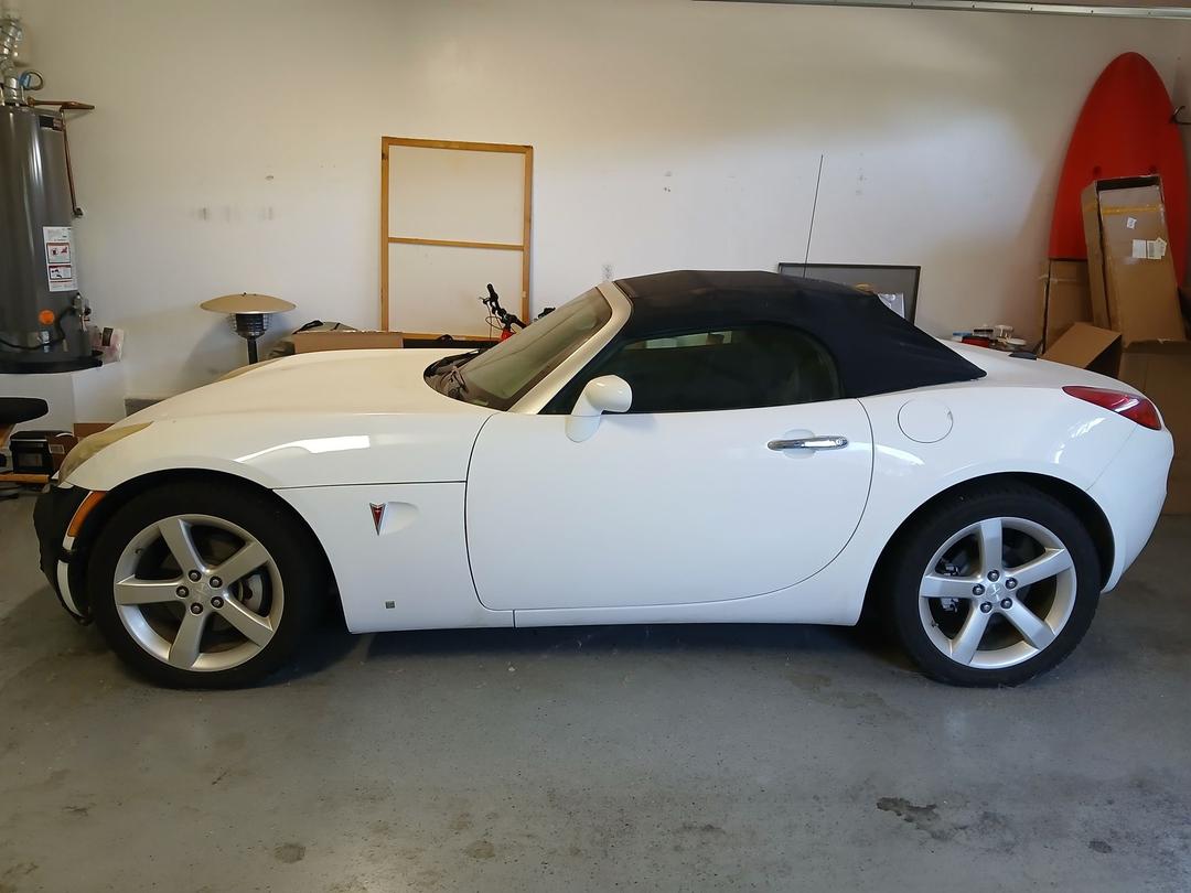 Pontiac_Solstice