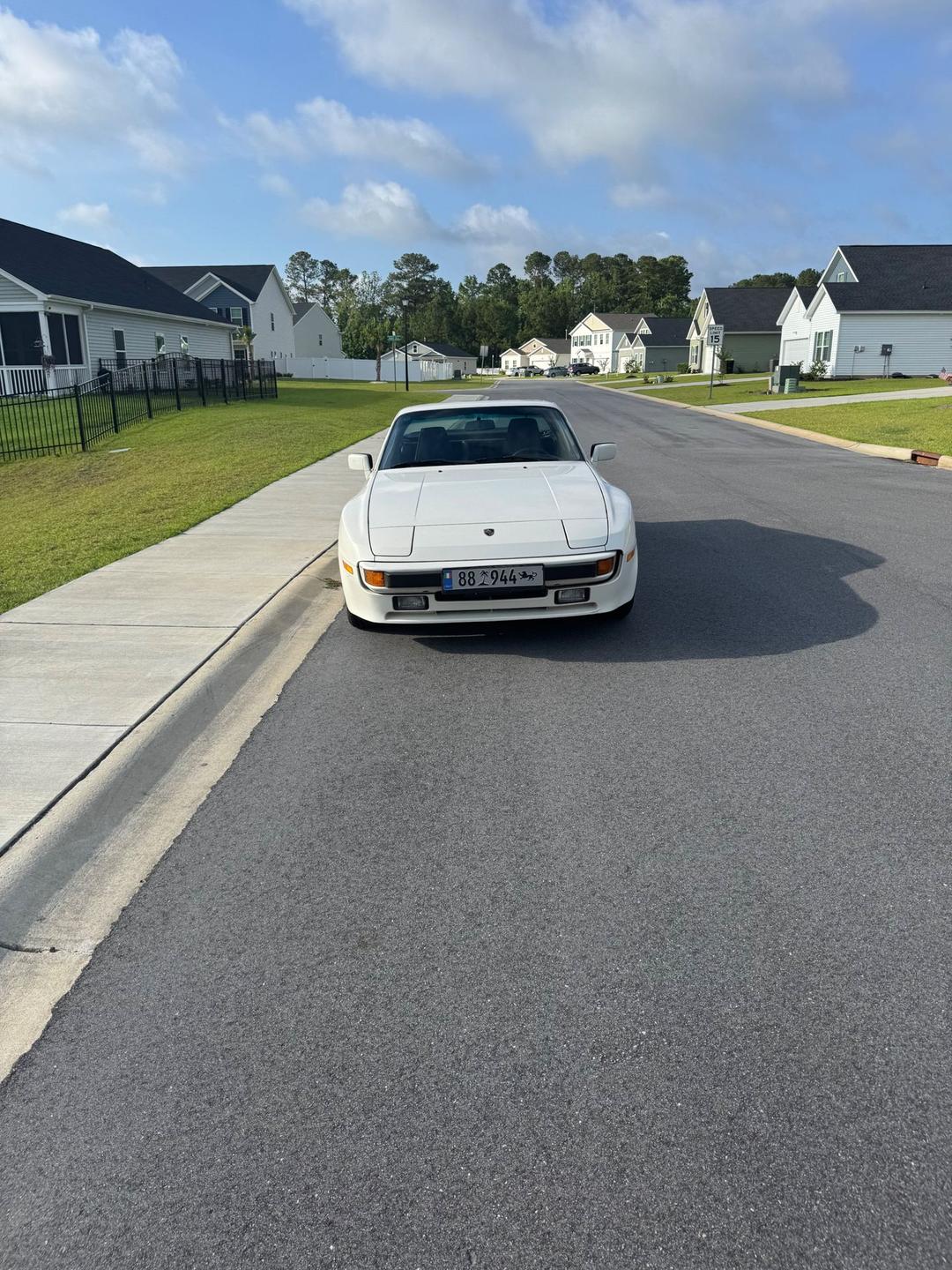 Porsche_944