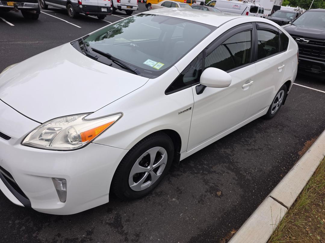 Toyota_Prius