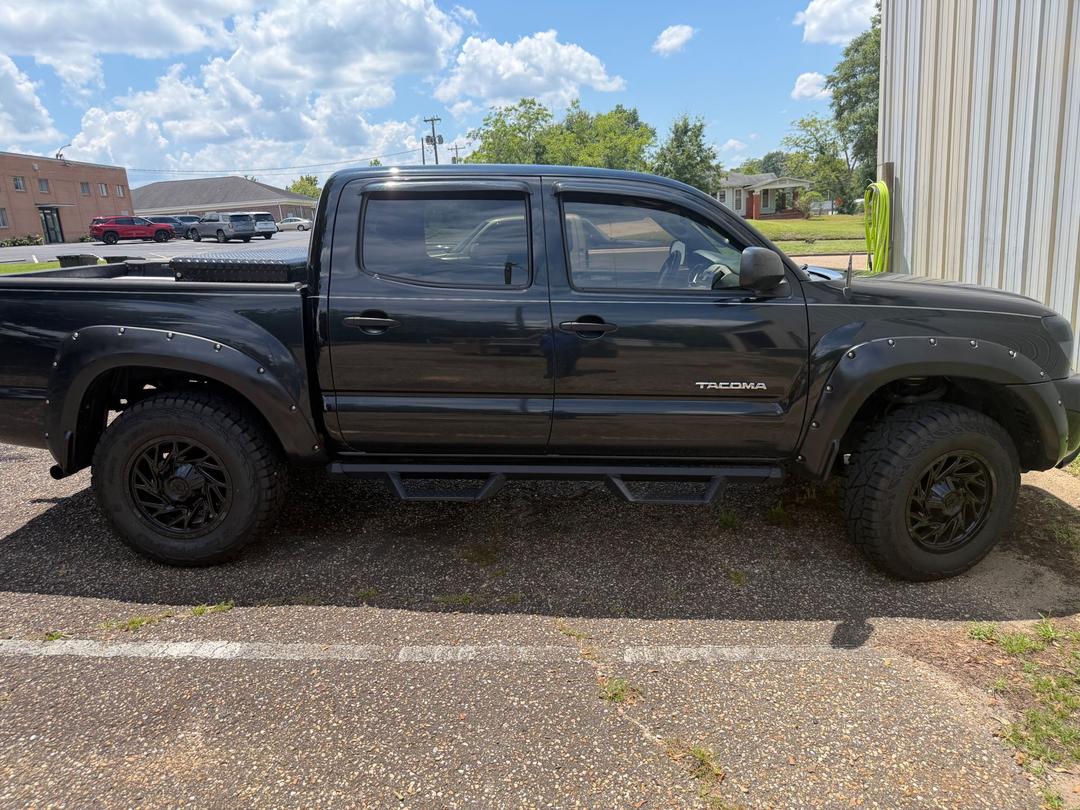 Toyota_Tacoma