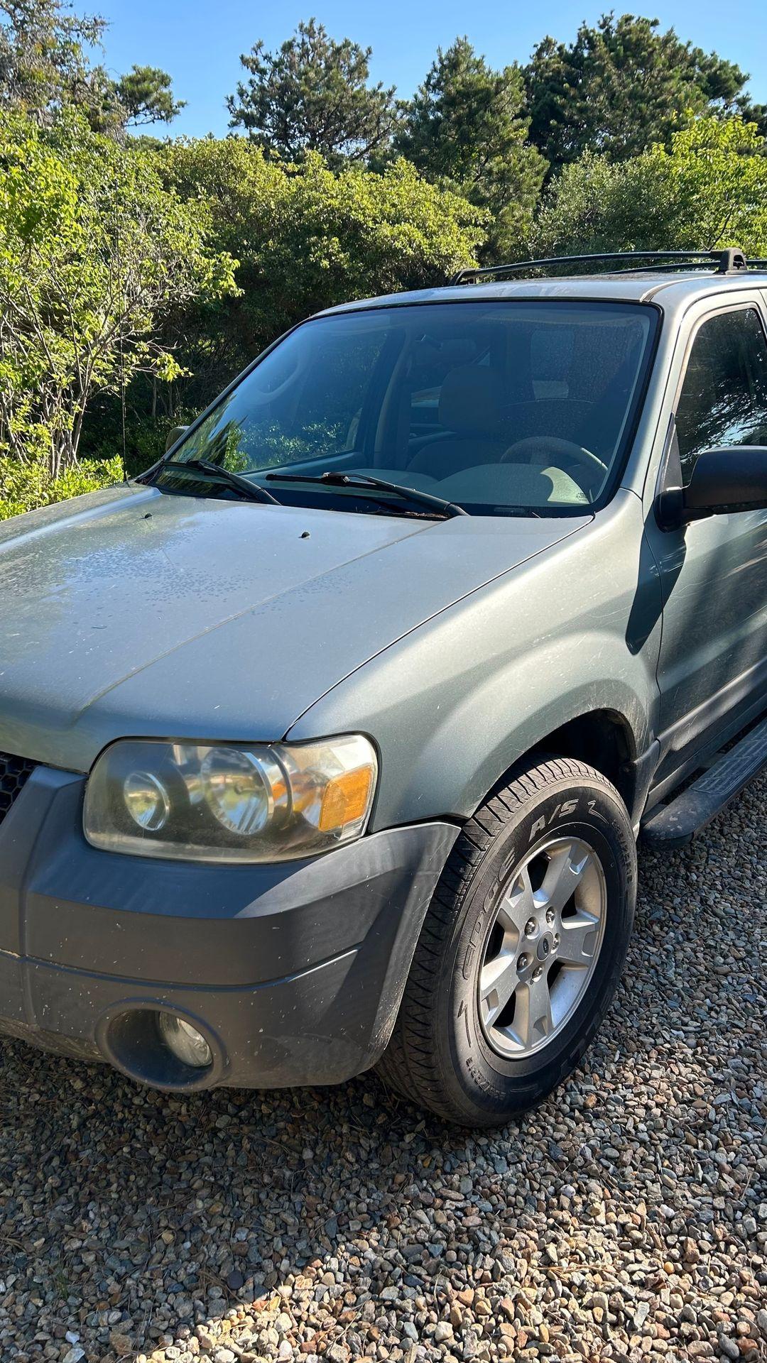 Ford_Escape