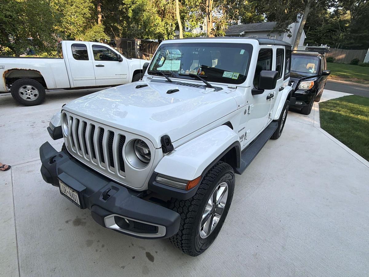 car_image_564x480 -