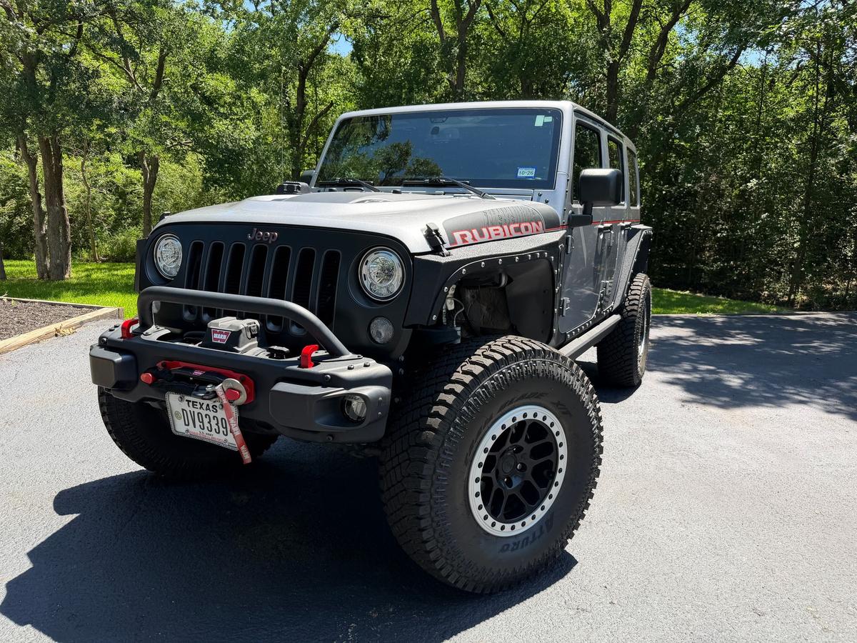 car_image_564x480 -