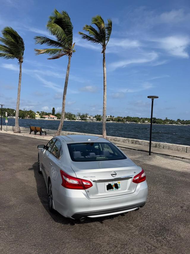 car_image_202x236