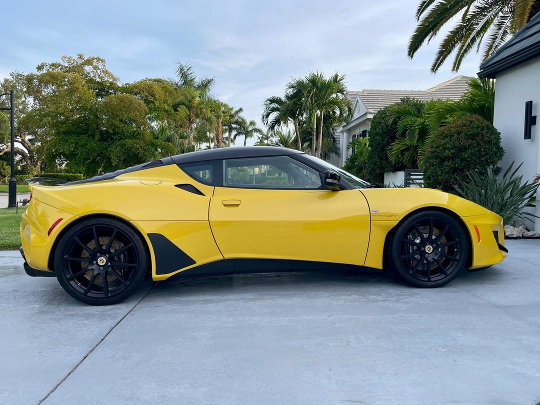 Lotus_Evora