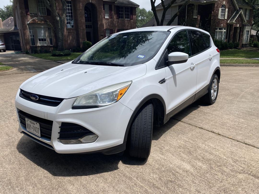 Ford_Escape