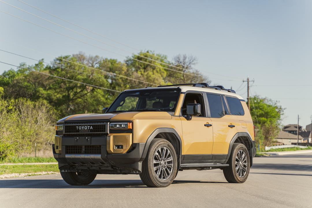 Toyota_Land Cruiser