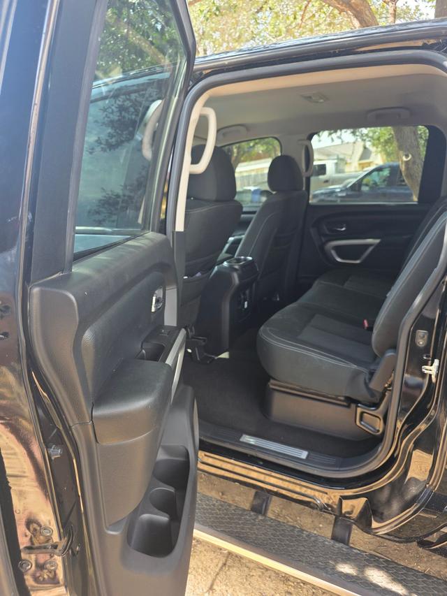 car_image_202x236