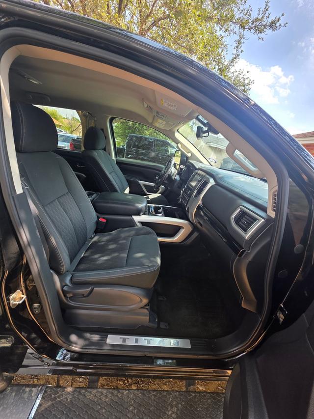 car_image_202x236