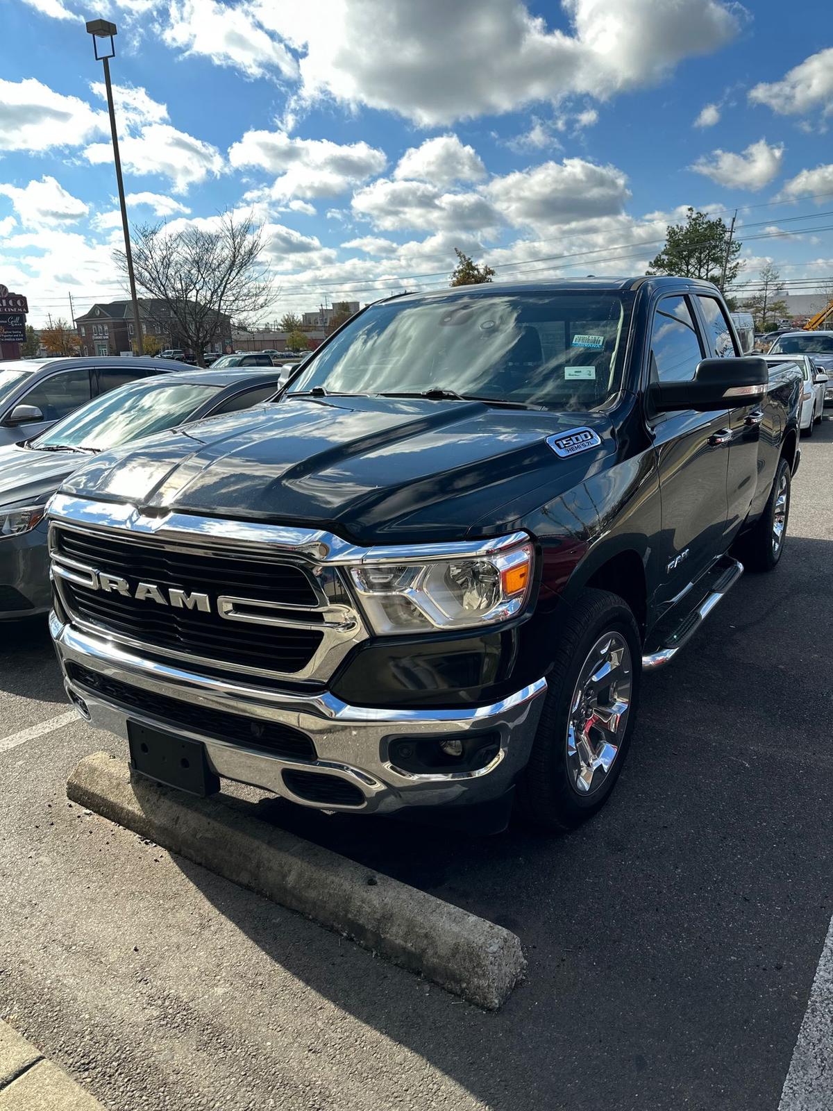 car_image_564x480 -