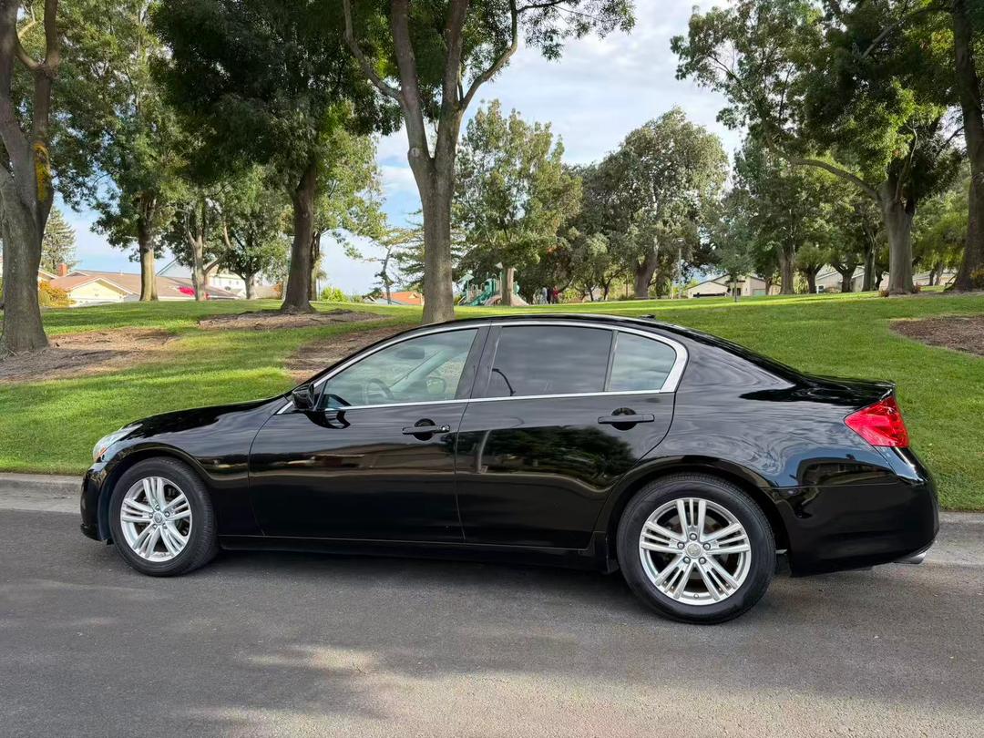 INFINITI_G37 Sedan