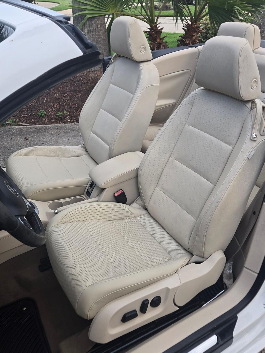 Volkswagen_Eos