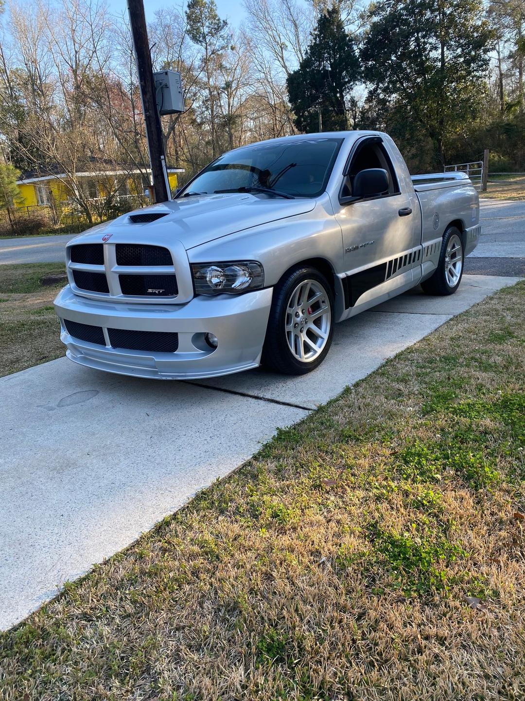 Dodge_Ram SRT-10