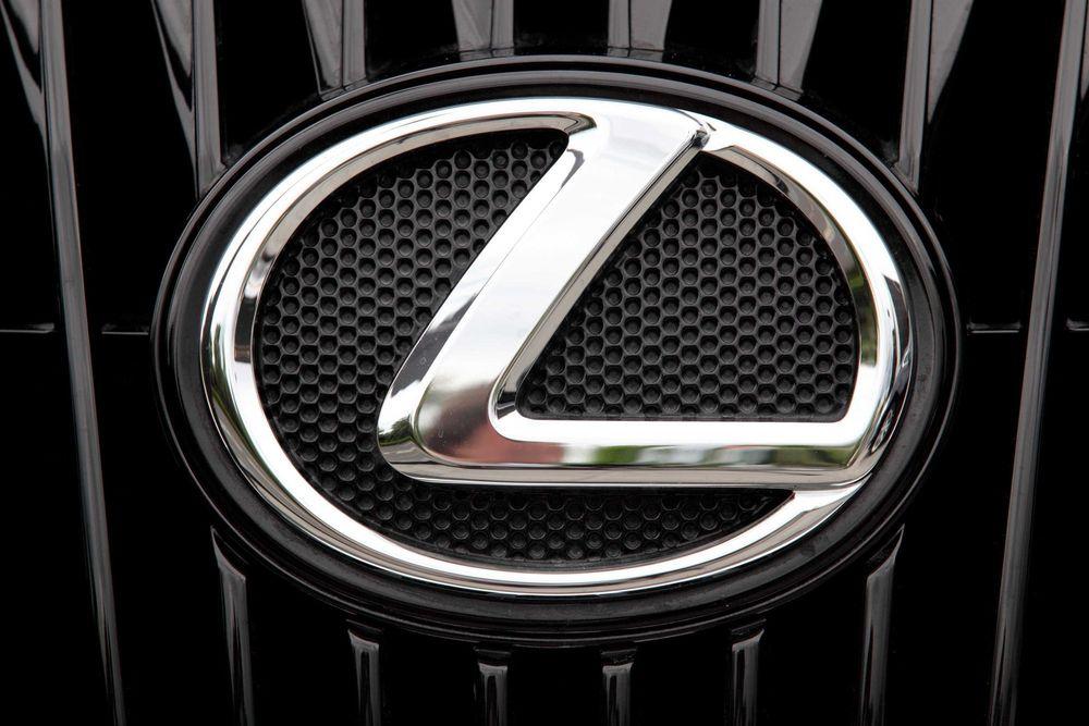 Chrome Lexus Emblem on the front of car